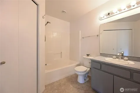 844 Holbeck Drive Camano Island WA 98282