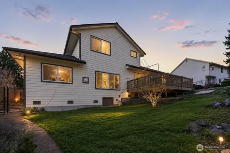 844 Holbeck Drive Camano Island WA 98282