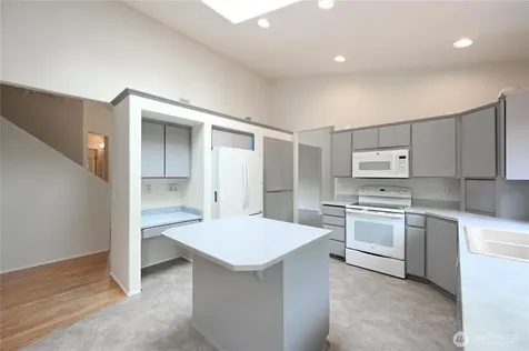 844 Holbeck Drive Camano Island WA 98282
