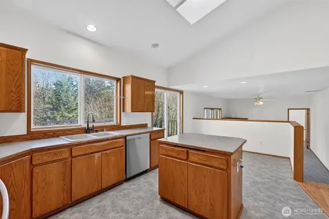 844 Holbeck Drive Camano Island WA 98282