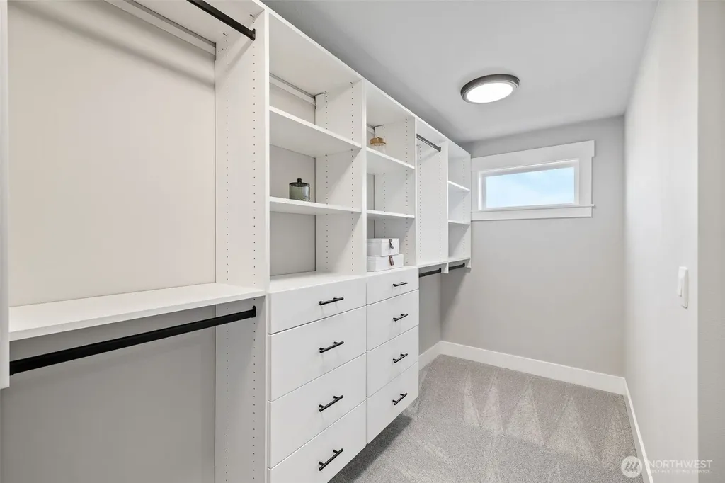 1028 168th Street SW Lynnwood WA 98037