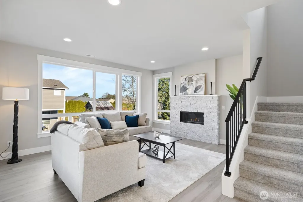 1028 168th Street SW Lynnwood WA 98037
