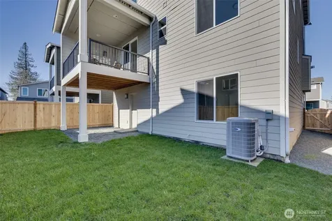 1028 168th Street SW Lynnwood WA 98037