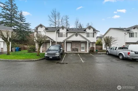 931 4th Avenue N Kent WA 98032