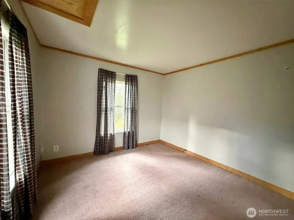 137 Glenoma Road Glenoma WA 98336