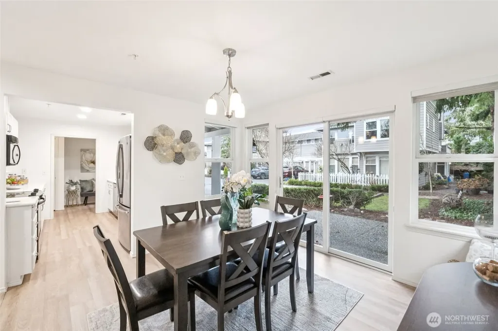 22454 SE 37th Terrace Issaquah WA 98029
