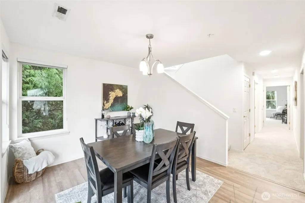 22454 SE 37th Terrace Issaquah WA 98029