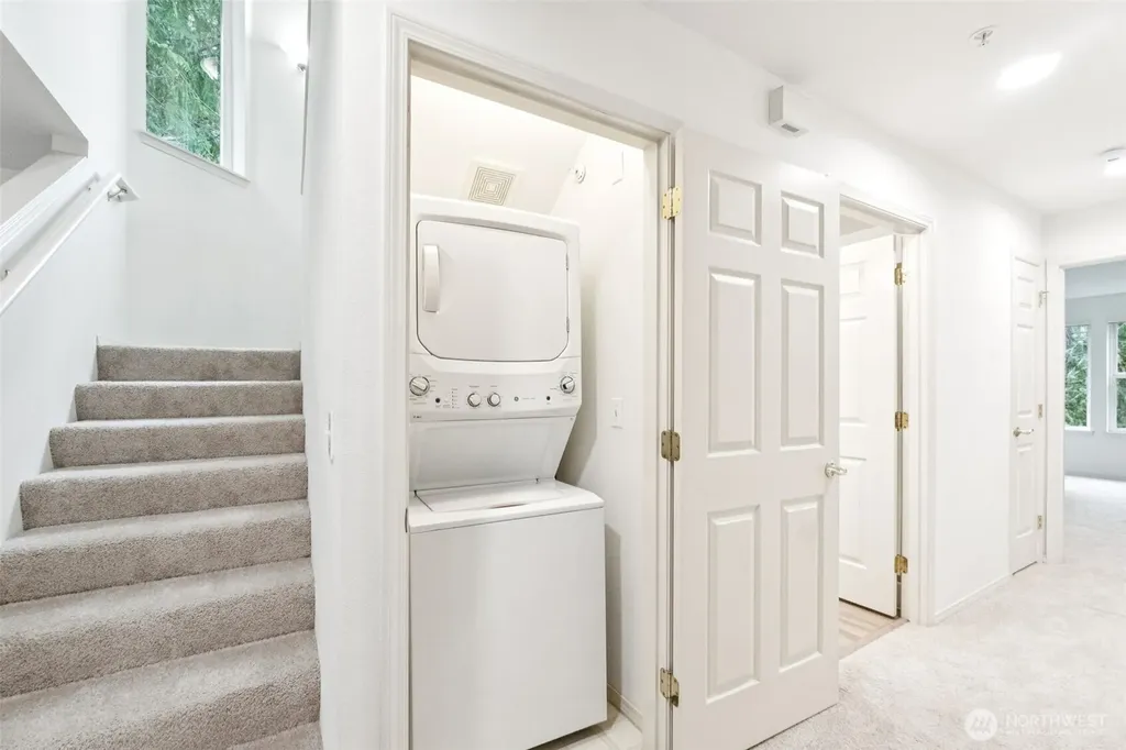 22454 SE 37th Terrace Issaquah WA 98029