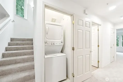 22454 SE 37th Terrace Issaquah WA 98029