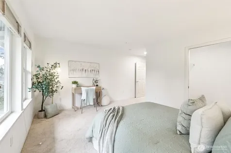 22454 SE 37th Terrace Issaquah WA 98029