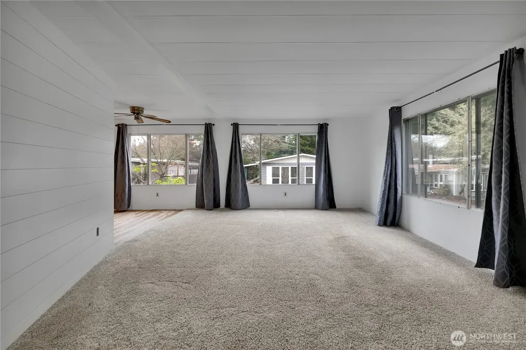 5814 79th Street Ct E Puyallup WA 98371