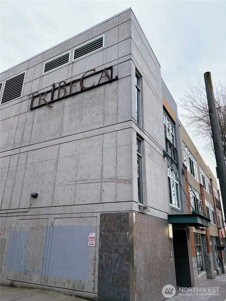 17 Mercer Street Seattle WA 98119