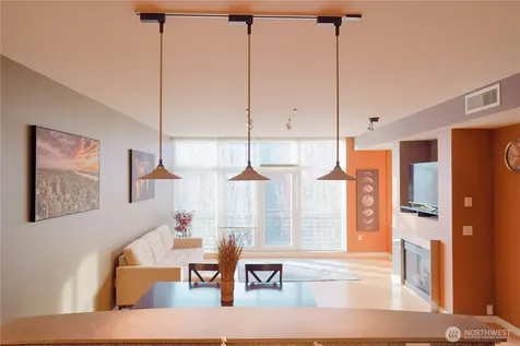 17 Mercer Street Seattle WA 98119