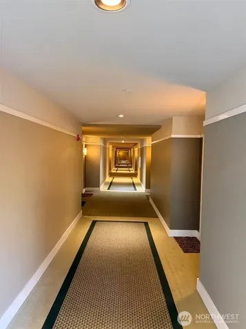 17 Mercer Street Seattle WA 98119