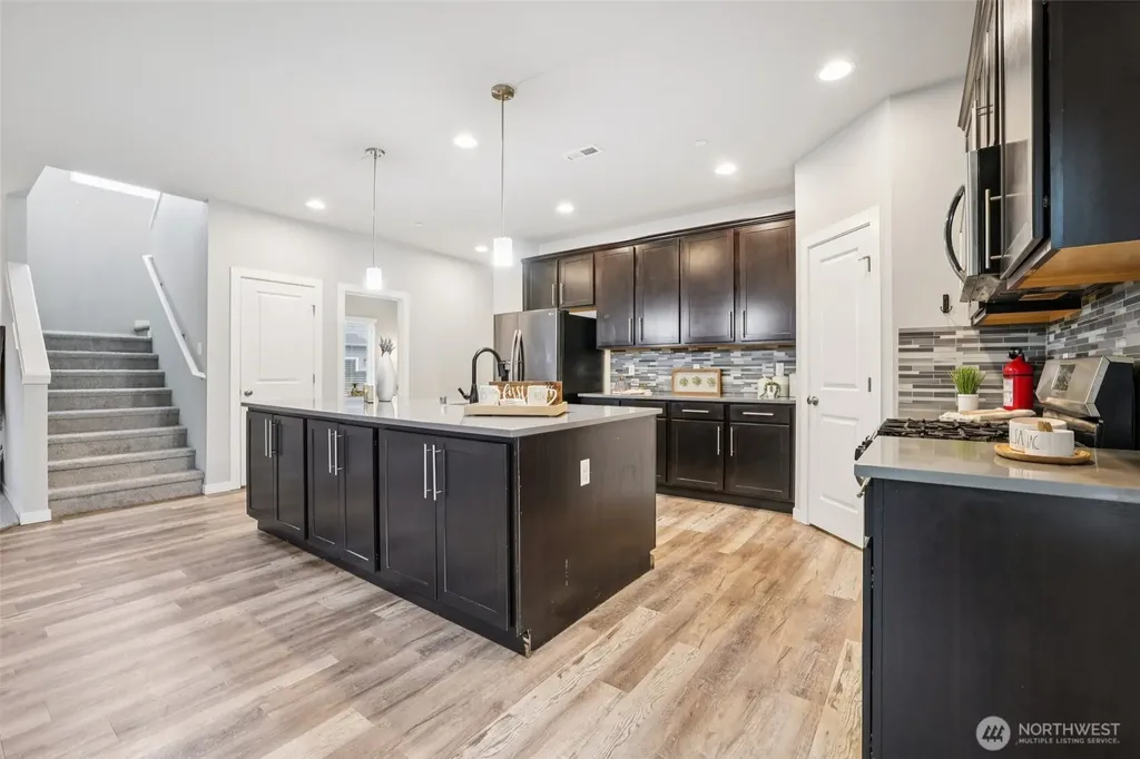 10318 56th Avenue NE Marysville WA 98270