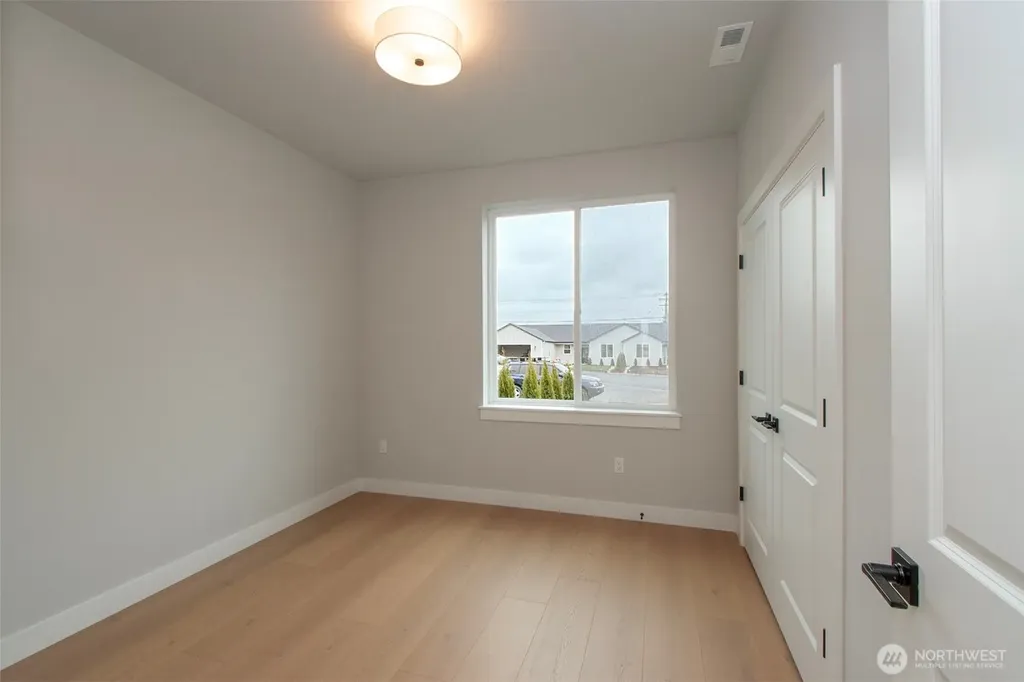 61 Sussex Court Sequim WA 98382
