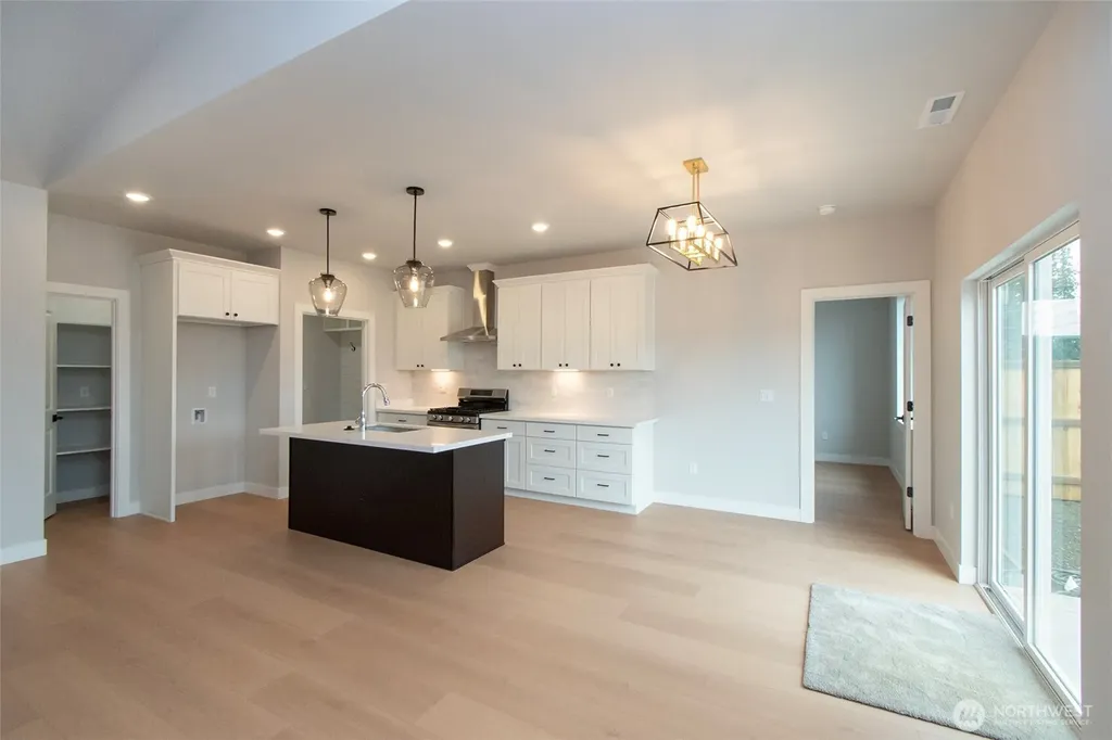 61 Sussex Court Sequim WA 98382