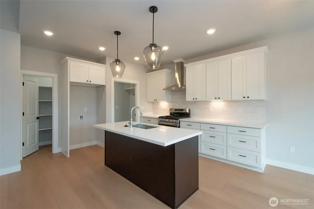 61 Sussex Court Sequim WA 98382