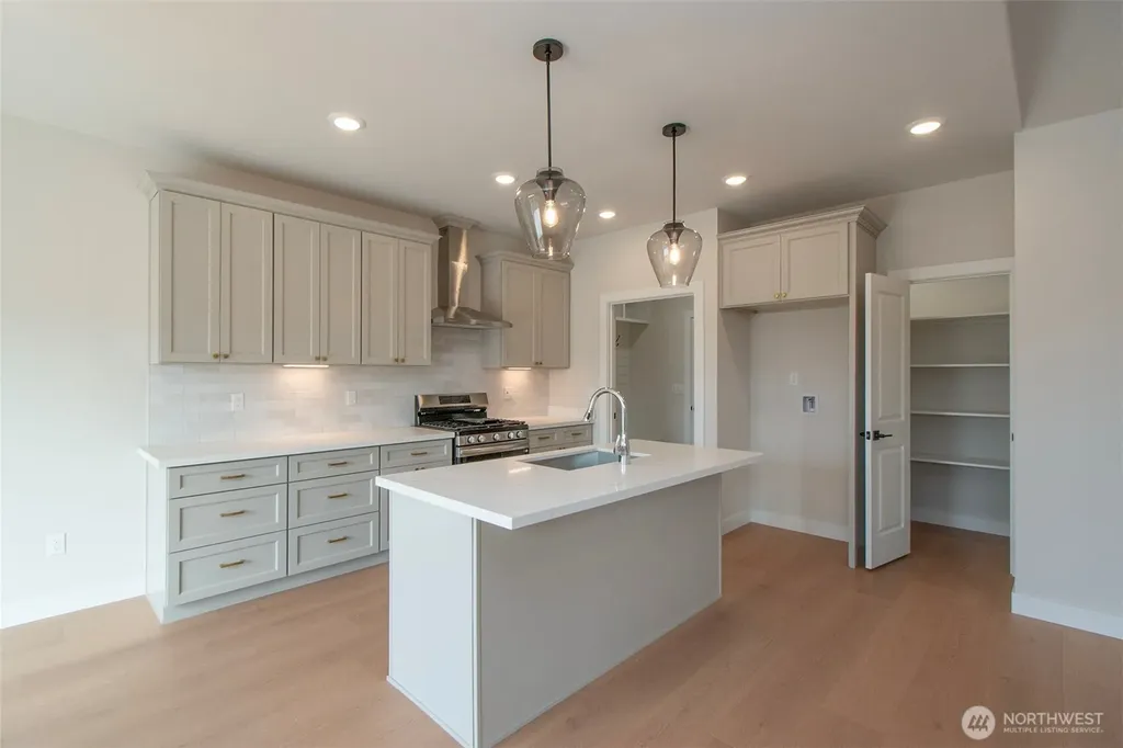 64 Sussex Court Sequim WA 98382
