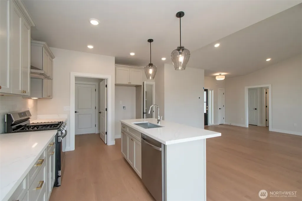 64 Sussex Court Sequim WA 98382