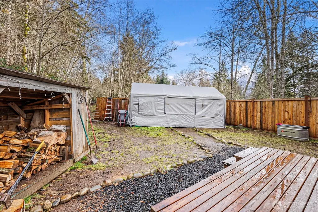 7364 NE North Shore Road Belfair WA 98528