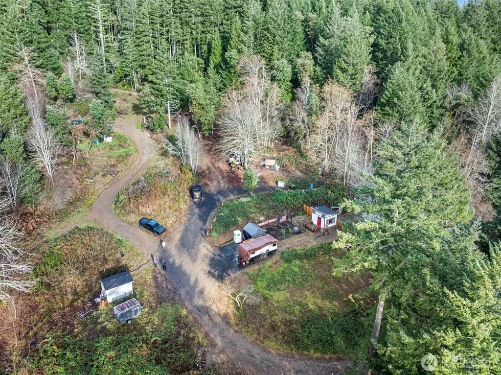 7364 NE North Shore Road Belfair WA 98528