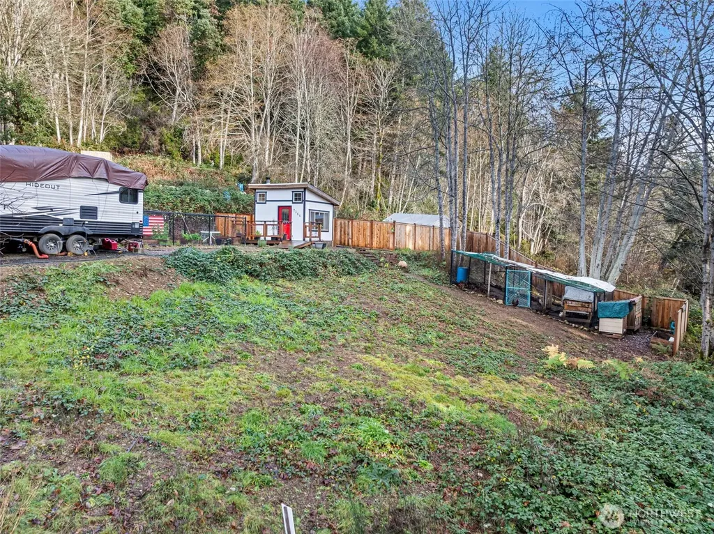 7364 NE North Shore Road Belfair WA 98528
