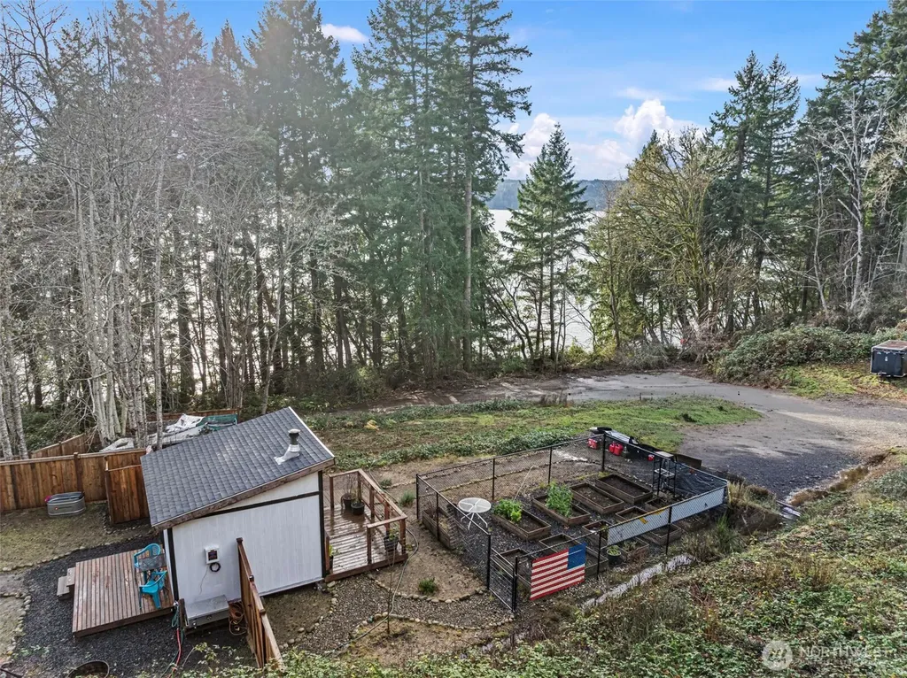 7364 NE North Shore Road Belfair WA 98528