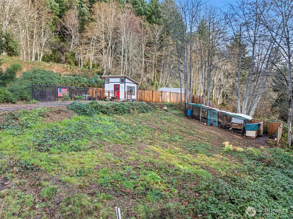 7364 NE North Shore Road Belfair WA 98528