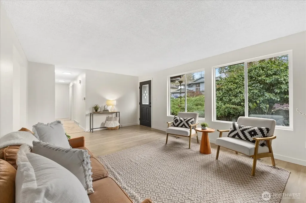 34515 25th Avenue SW Federal Way WA 98023