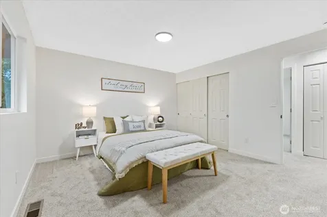 34515 25th Avenue SW Federal Way WA 98023