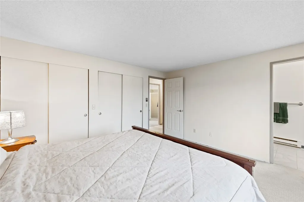 858 Kalispell Drive La Conner WA 98257