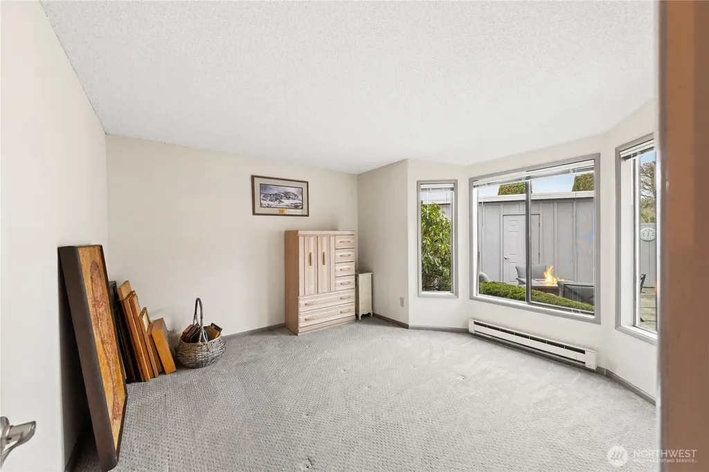 858 Kalispell Drive La Conner WA 98257