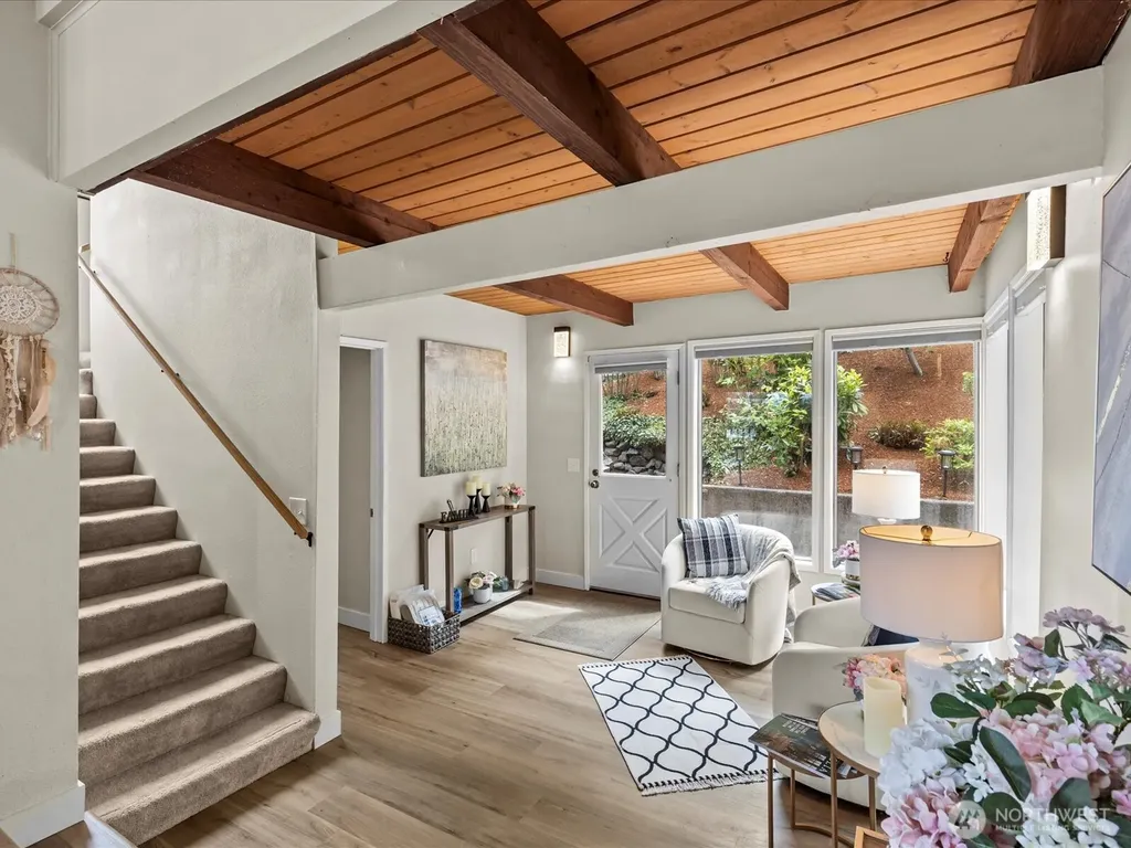 2540 E Phinney Bay Place Bremerton WA 98312