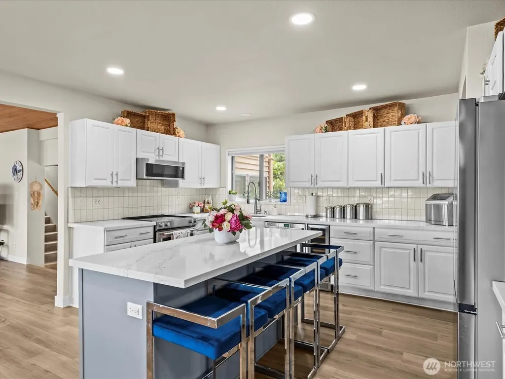 2540 E Phinney Bay Place Bremerton WA 98312