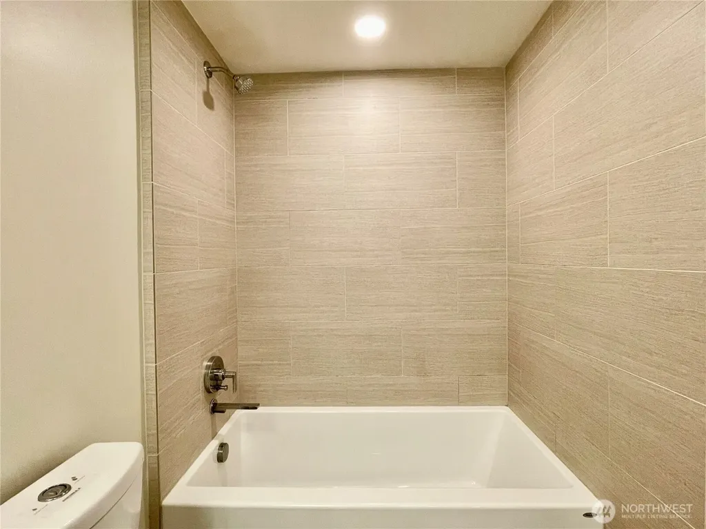 121 Stewart Street Seattle WA 98101