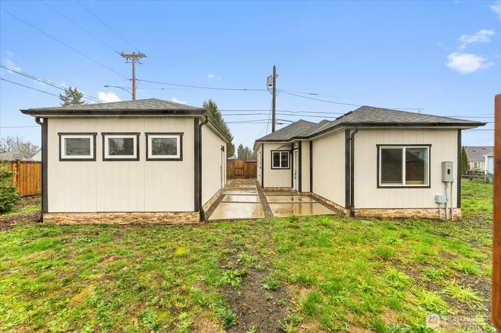 4640 E G Street Tacoma WA 98404