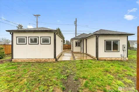 4640 E G Street Tacoma WA 98404