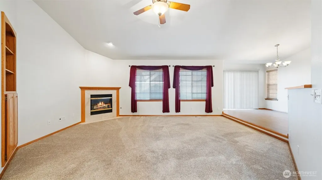 1869 SE Larch Avenue College Place WA 99324