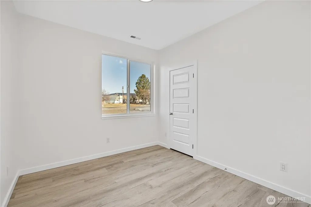 608 4th Street Mattawa WA 99349