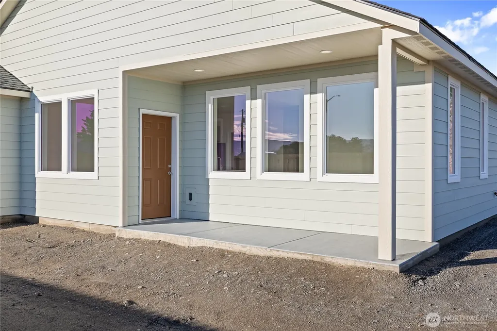 608 4th Street Mattawa WA 99349