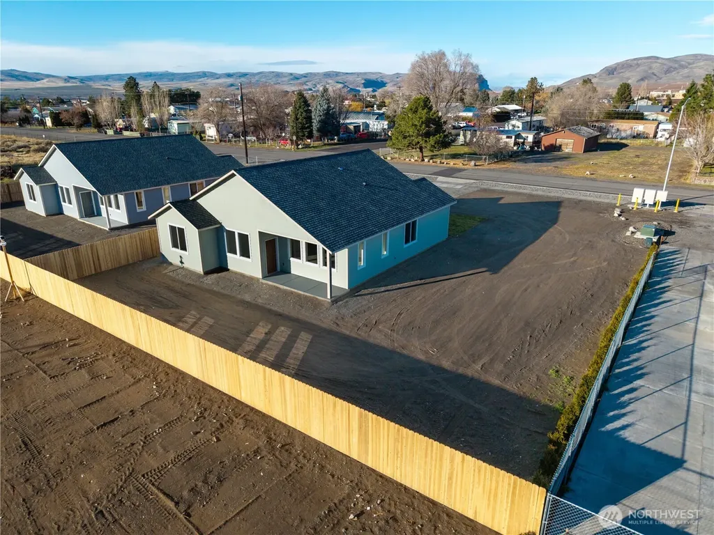 608 4th Street Mattawa WA 99349