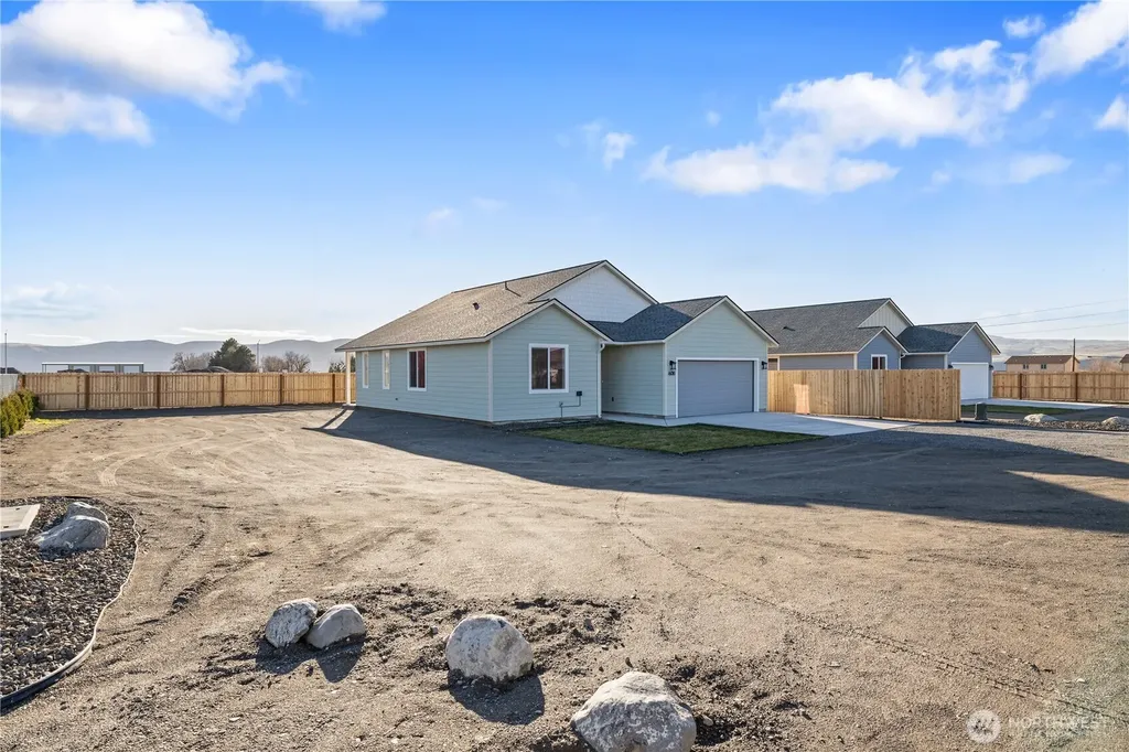 608 4th Street Mattawa WA 99349