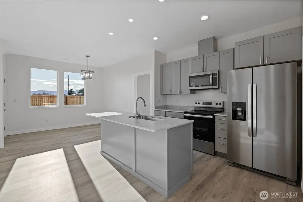 608 4th Street Mattawa WA 99349