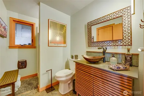 18404 Dr Joe Road La Conner WA 98257
