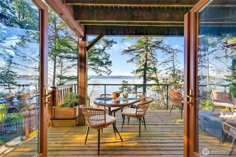 18404 Dr Joe Road La Conner WA 98257