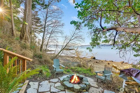 18404 Dr Joe Road La Conner WA 98257