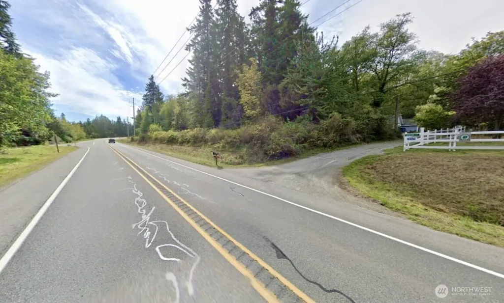 24503 State Route 525 Greenbank WA 98253