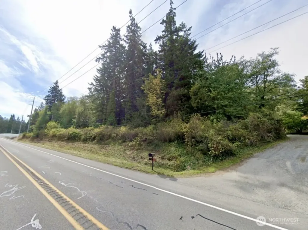 24503 State Route 525 Greenbank WA 98253