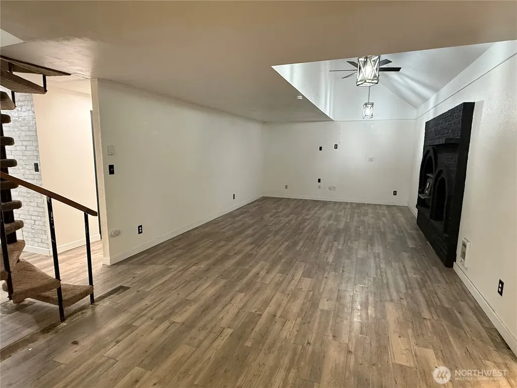 22302 30th Avenue E Spanaway WA 98387